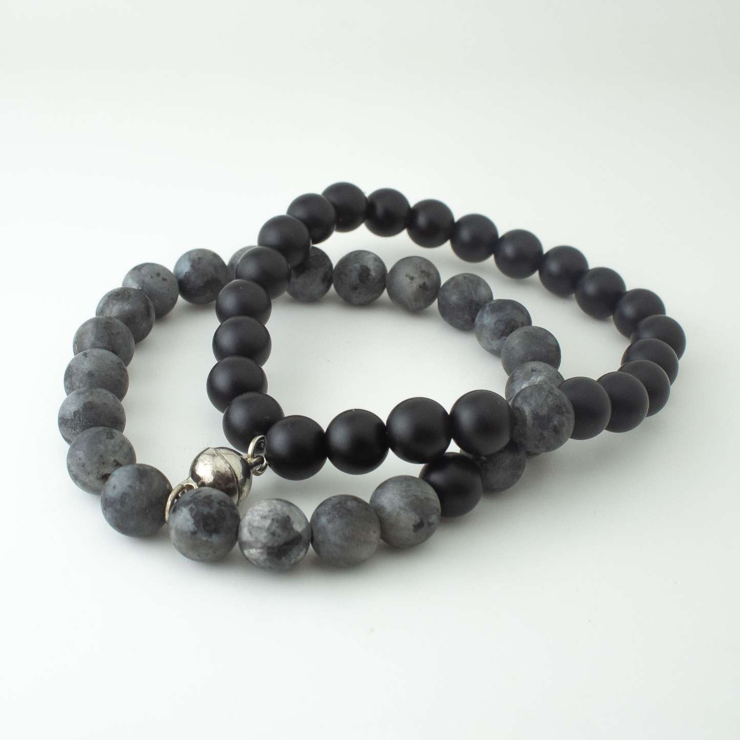 MATT LARVAKITE x MATT BLACK MAGNETIC STONE BRACELET