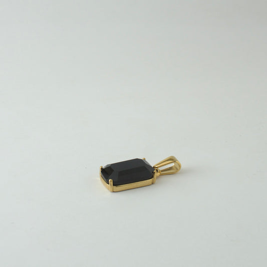 BLACK ONYX PENDANT (GOLD)