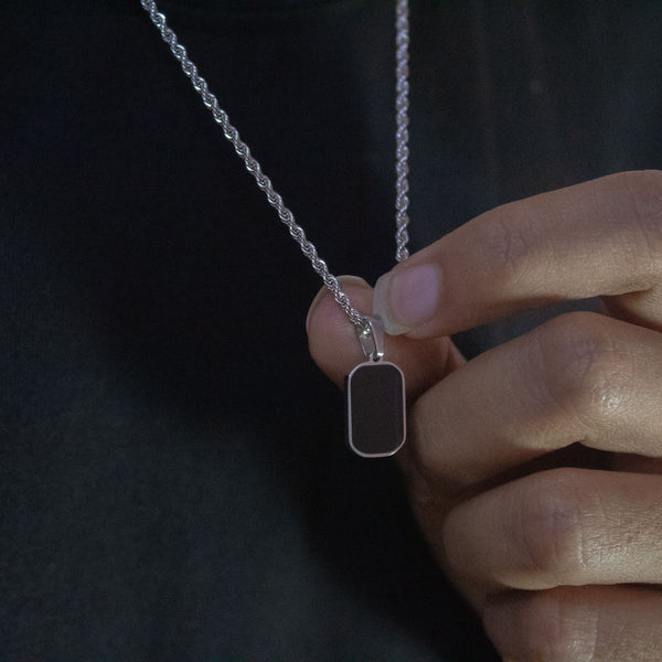 Vertical Delta Pendant (Silver)